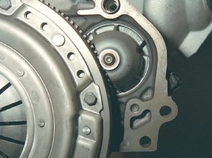 Understanding the Starter Motor System: How it Works, Advantages, and Disadvantages